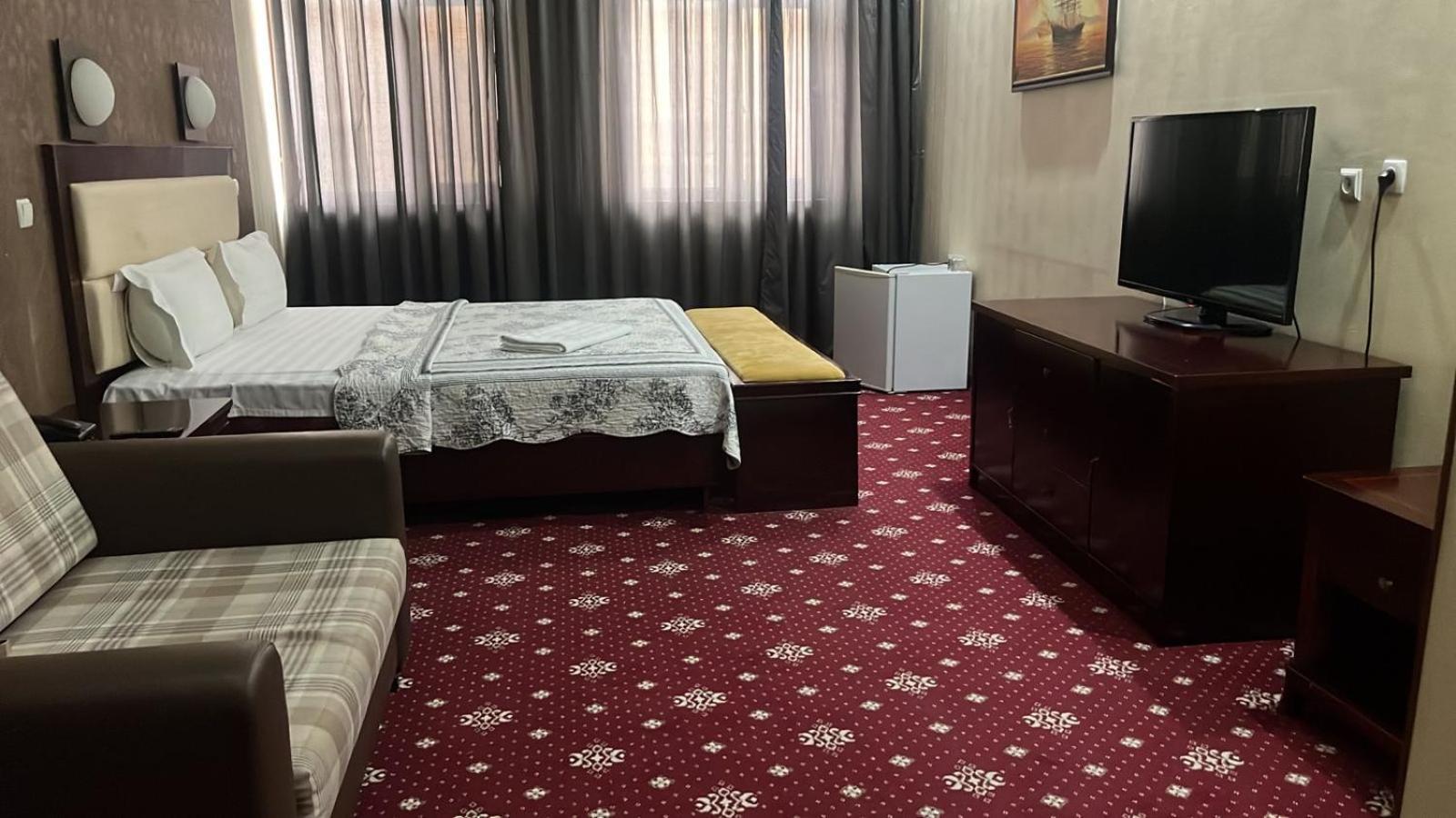 Sary Arka Hotel Shymkent Exterior photo